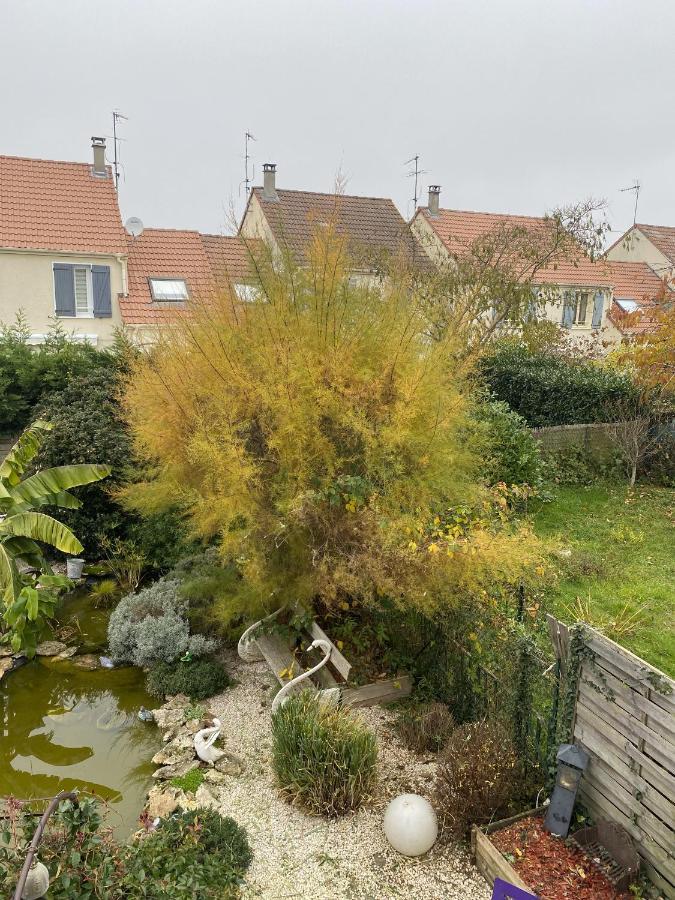 La Maison Du Bonheur Saintry-sur-Seine Exterior foto